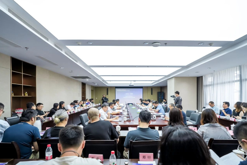2024浙装协创新发展大会千年舟精彩发声共绘高质量发展(图1)