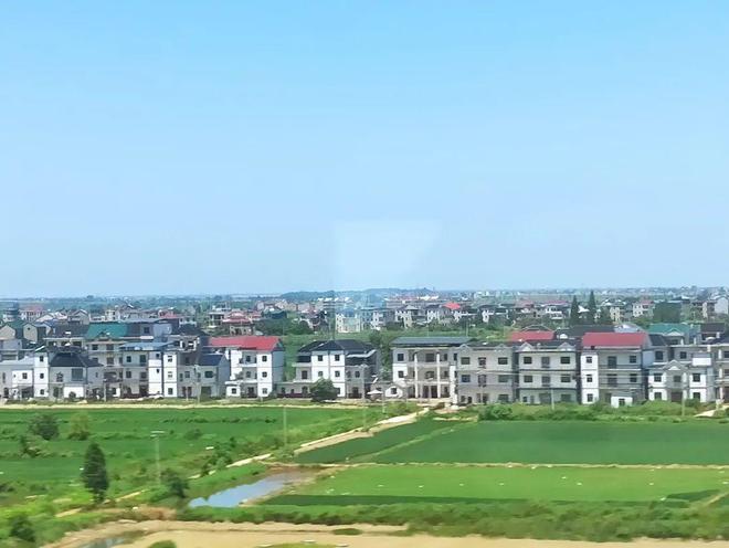 势如破竹轩意仿石的民众战略为何能抢占江西仿石漆市场(图1)
