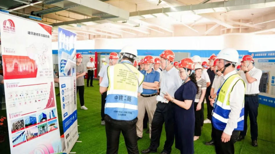 雨虹砂粉亮相2024年广州市住房和城乡建设系统“质量月”观摩交流会主会场！(图4)