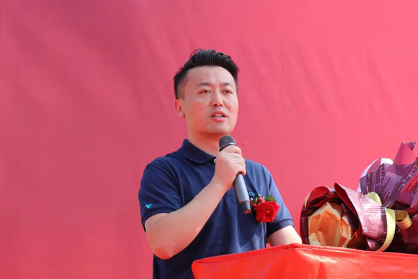 拥抱低碳经济、节能环保等趋势君子兰新建环保涂料研发生产基地奠基仪式隆重举行(图3)