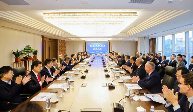 事关海外项目采购阿克苏诺贝尔与中石化签署合作备忘录(图2)