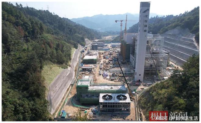 国庆施工不“打烊”中建二局建设者抢抓施工黄金期(图2)