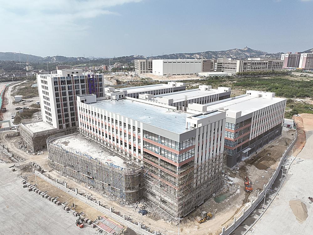石狮项目攻坚提速园区建设焕新貌(图1)