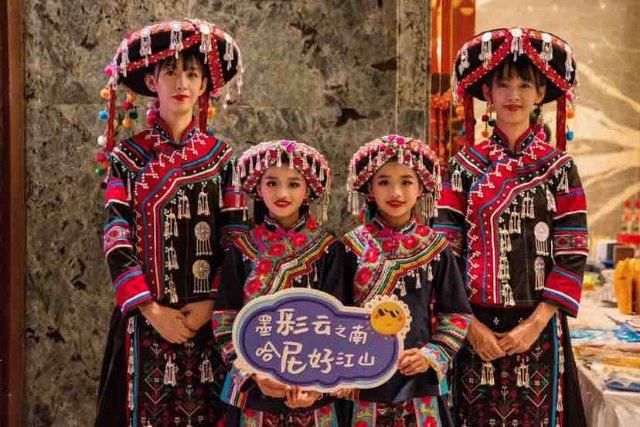 开屏策划｜这届云南节日太卷！泼水节刚结束它们申请加入群聊……(图3)