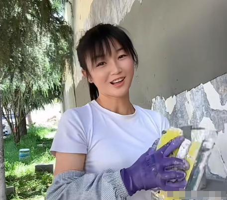 25岁刮腻子女网红去世死前最后动态曝光姐姐迷惑行为引争议(图1)