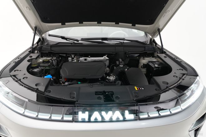 首搭二代Hi4+高阶智驾二代枭龙MAX上市售1168万起(图11)