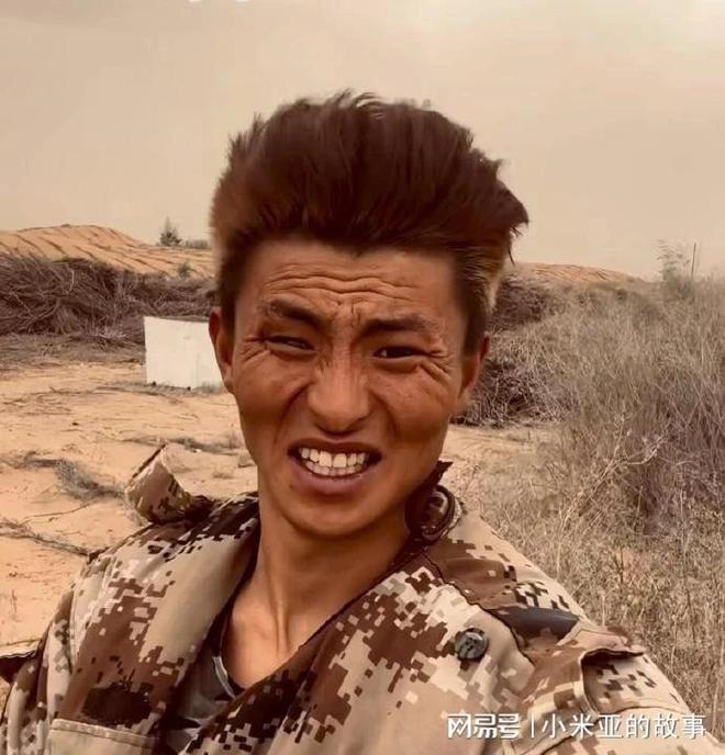 00后异瞳少年治沙走红反手被曝摆拍！网友吵翻：论迹不论心(图6)