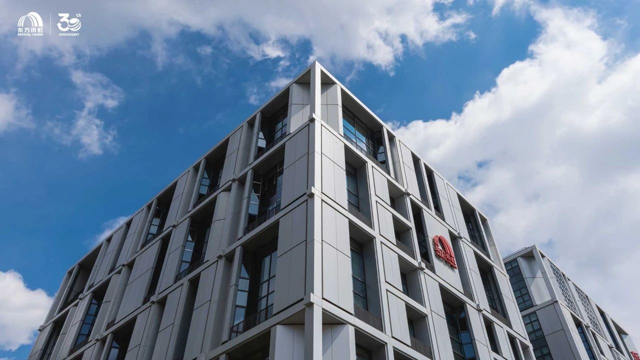 东方雨虹董事长李卫国:不信奇迹唯信深耕积累(图4)