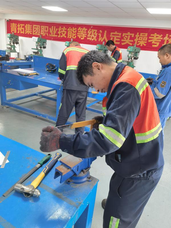 深读丨技术浪潮下职业技能如何“保鲜”?(图4)