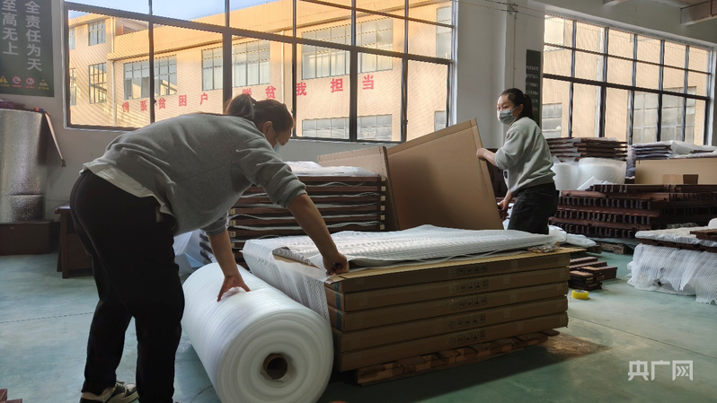 南康家具“油改水”一线见闻：绿色转型撬动产业千亿级跃升(图5)