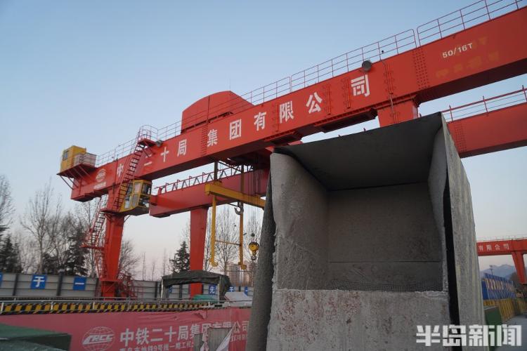 新闻周刊丨看不见太阳的人——开盾构机的表兄弟(图7)