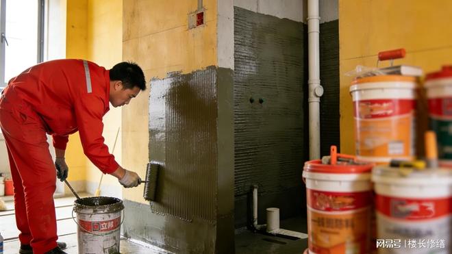 防水涂料施工正确方法涂刷厚度与遍数(图2)